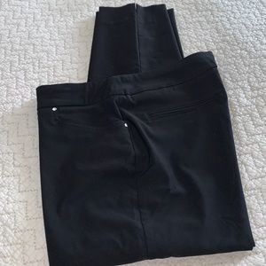 Black Hilary Radley lady’s pull on pant